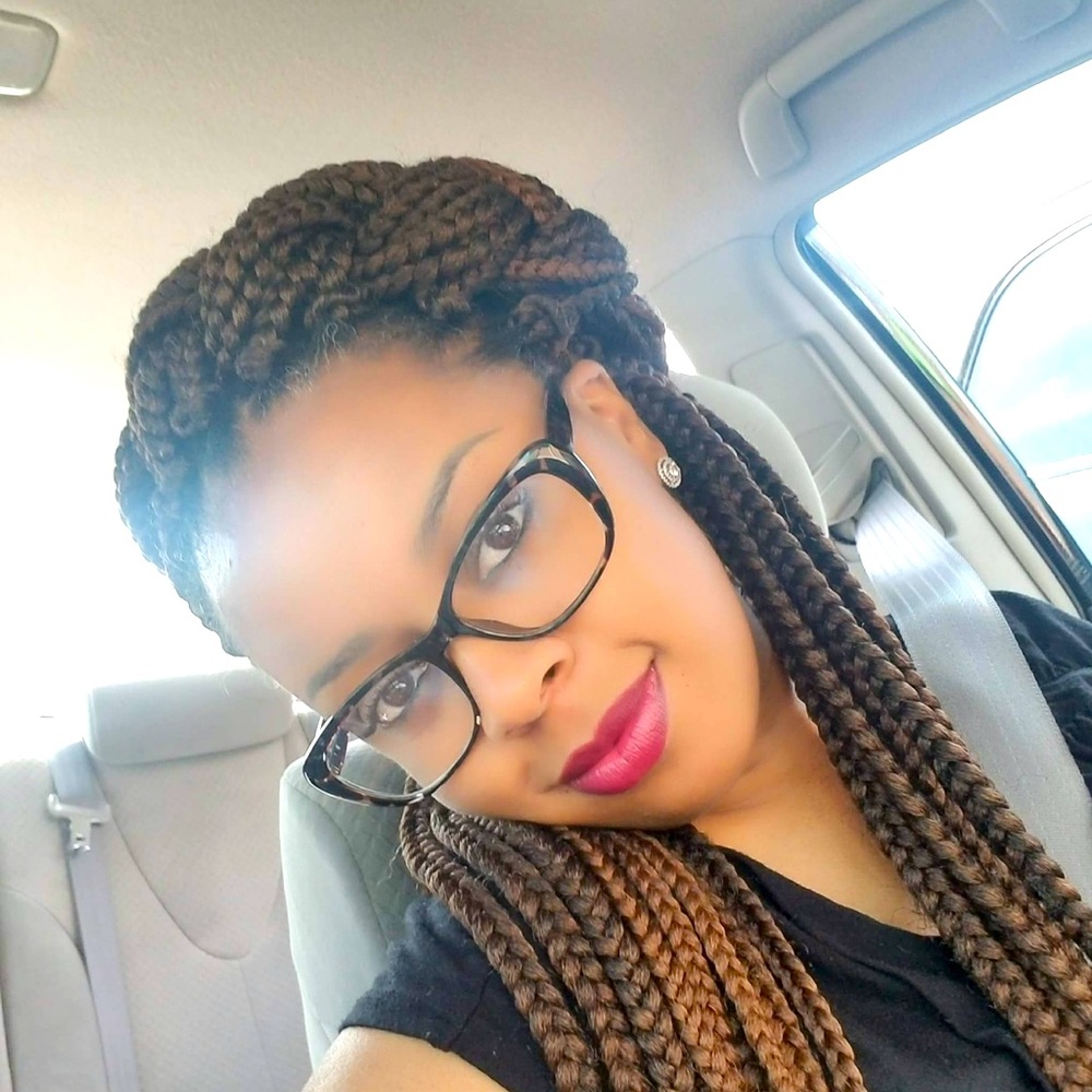 Meet your Posher, Tiv